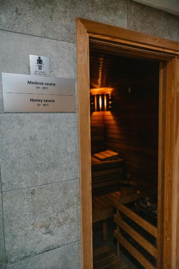 โอเรอา รีสอร์ต ซานตัน Hotel เบอร์โน ภายนอก รูปภาพ
