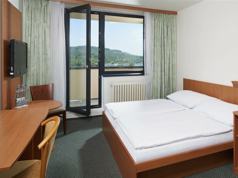 โอเรอา รีสอร์ต ซานตัน Hotel เบอร์โน ภายนอก รูปภาพ